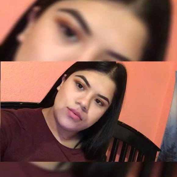 Meet your Posher, Cecilia - Picture 1 of 1